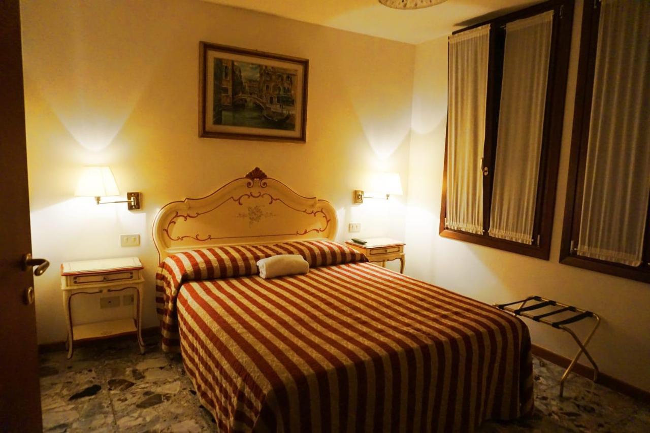 Guesthouse Al Profeta Venedig Exterior foto