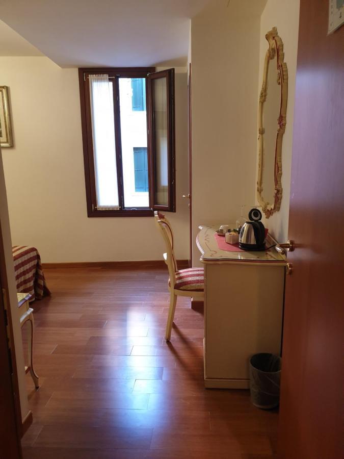 Guesthouse Al Profeta Venedig Exterior foto